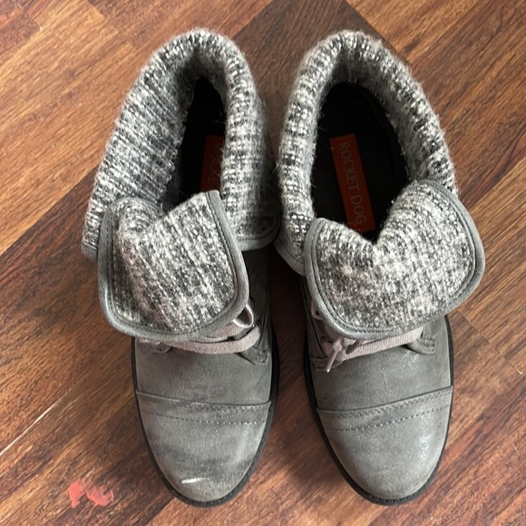 Rocket Dog Booties - Picture 2 of 5